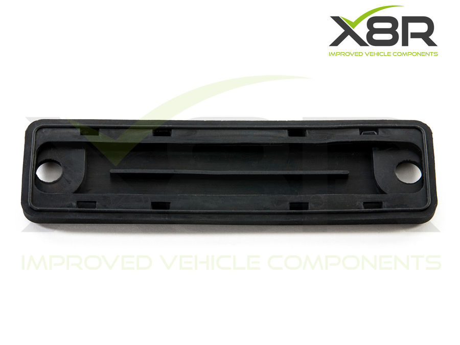 Toyota 4Runner / Camry / Prius / Sienna & Scion tC / xB Boot Trunk Tailgate Switch Latch Rubber Button Cover Replacement Part Number: X8R0139